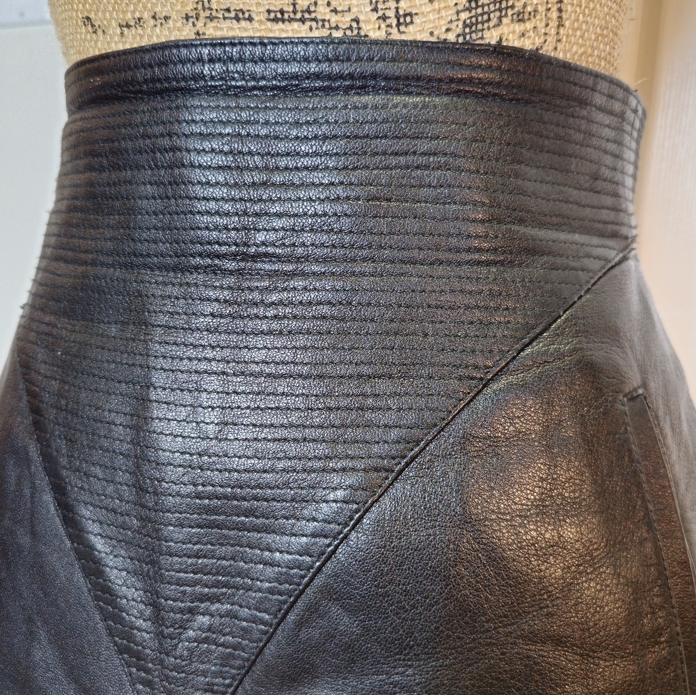 Italian Vintage Soft Leather Skirt High Waisted - Picture 2 of 10